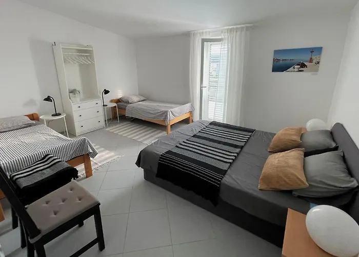 Vucic Апартаменты Ражанац