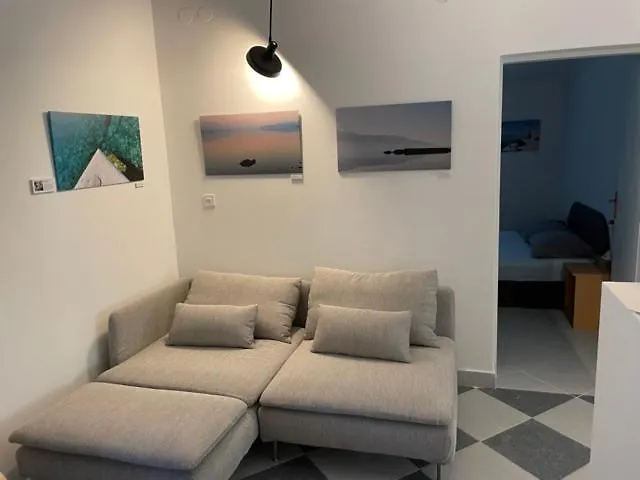 Vucic 公寓 Ražanac